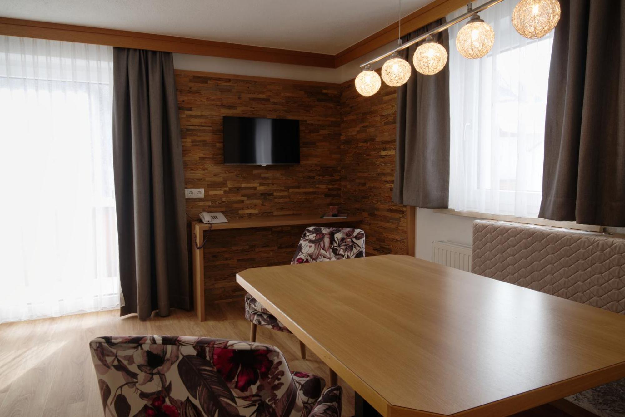 Feierabendhof Apartment Ишгъл Екстериор снимка